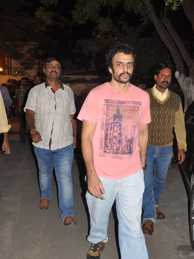 Celebs pay tributes to Nandamuri Janakiram