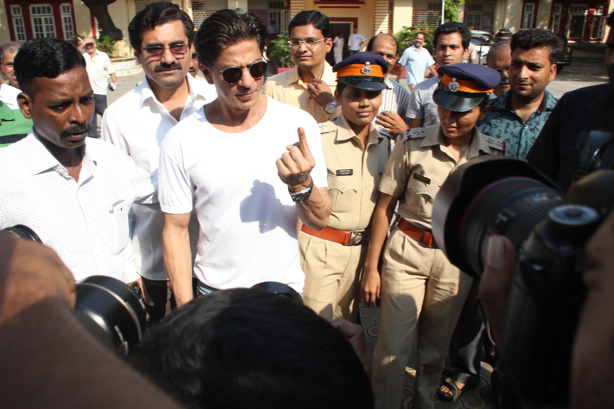 Celebs Snapped Voting For Maharashtra State Elections 2014