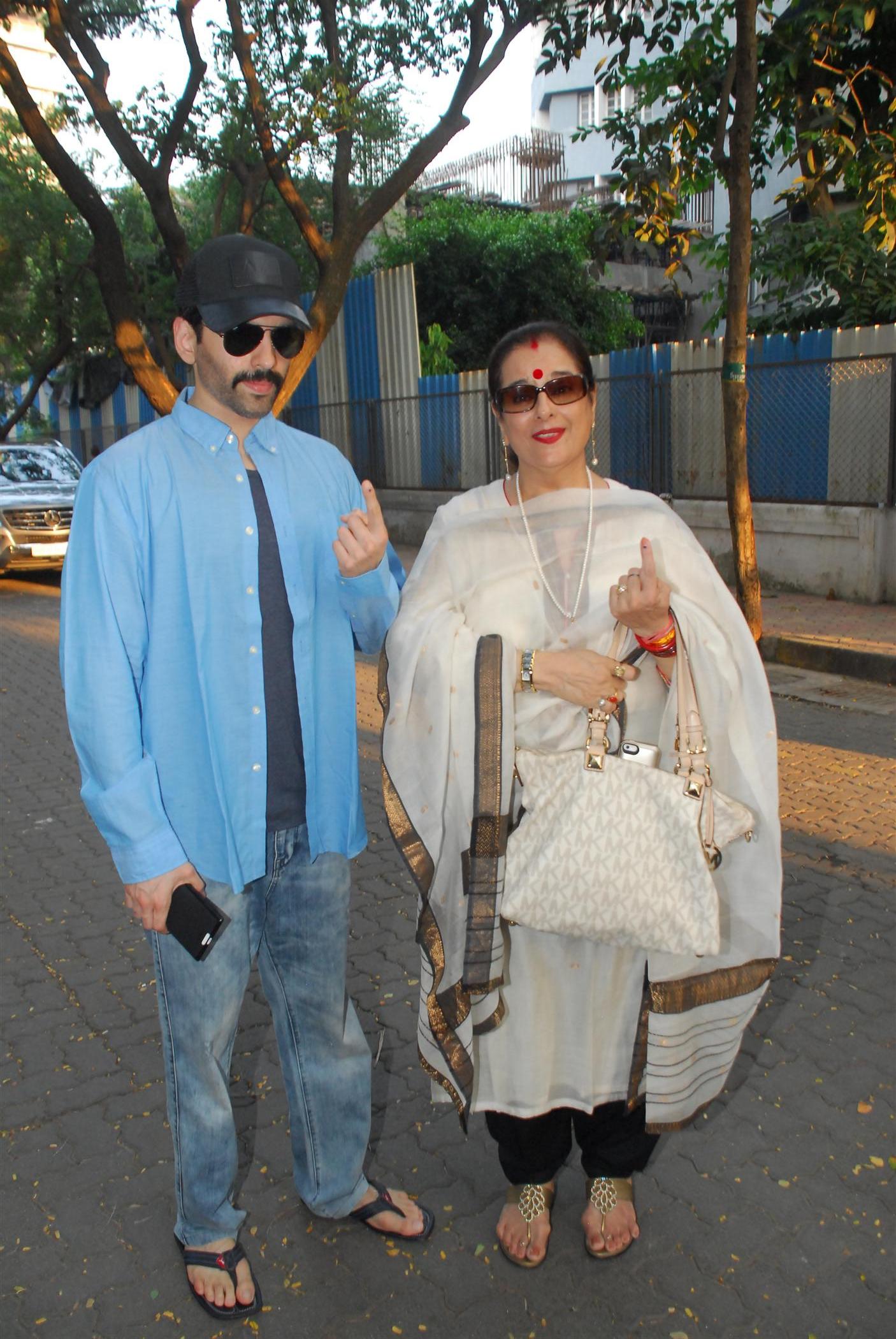 Celebs Snapped Voting For Maharashtra State Elections 2014