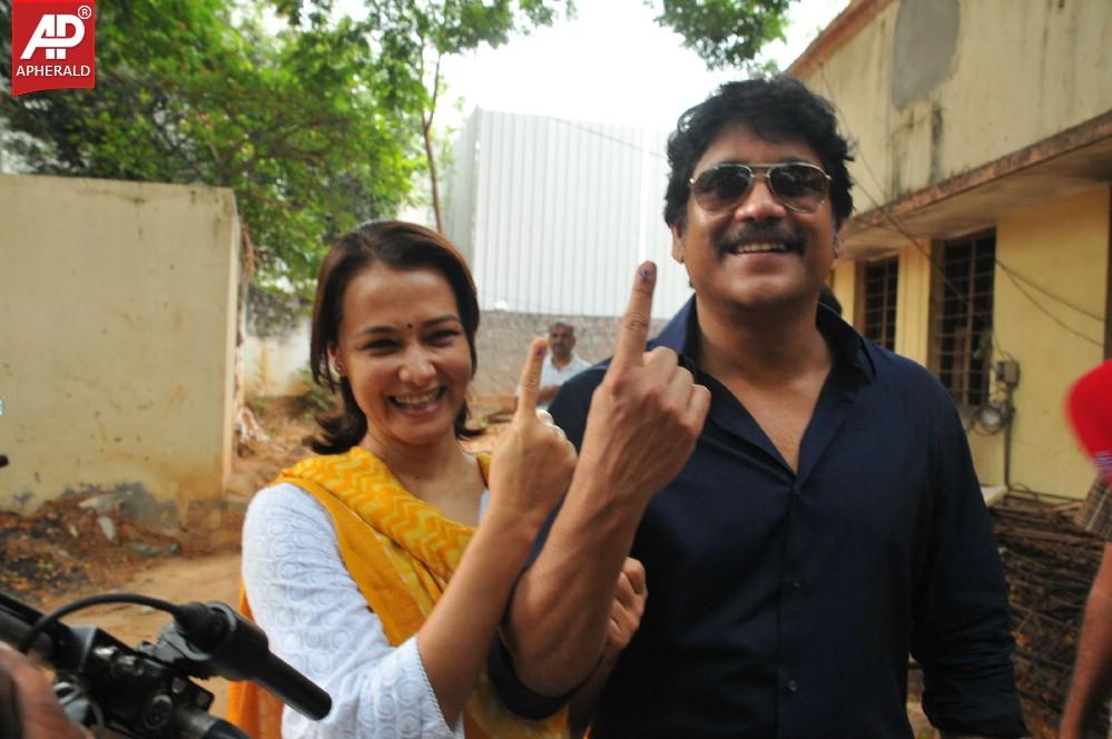 Celebs Voting in Hyderabad