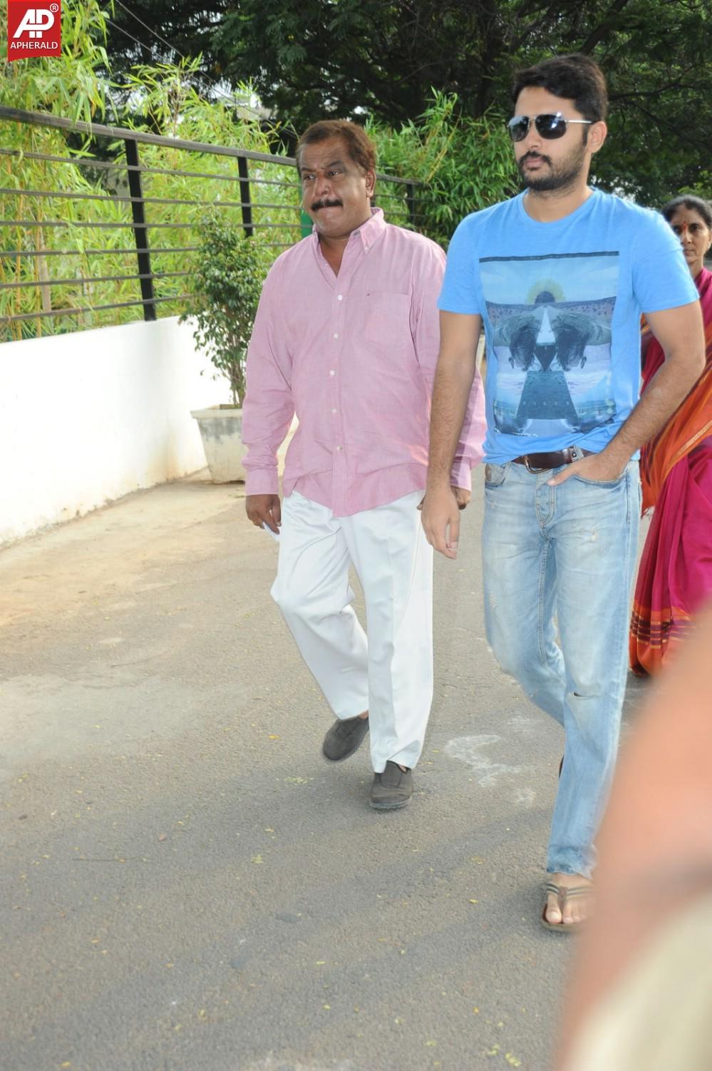 Celebs Voting in Hyderabad