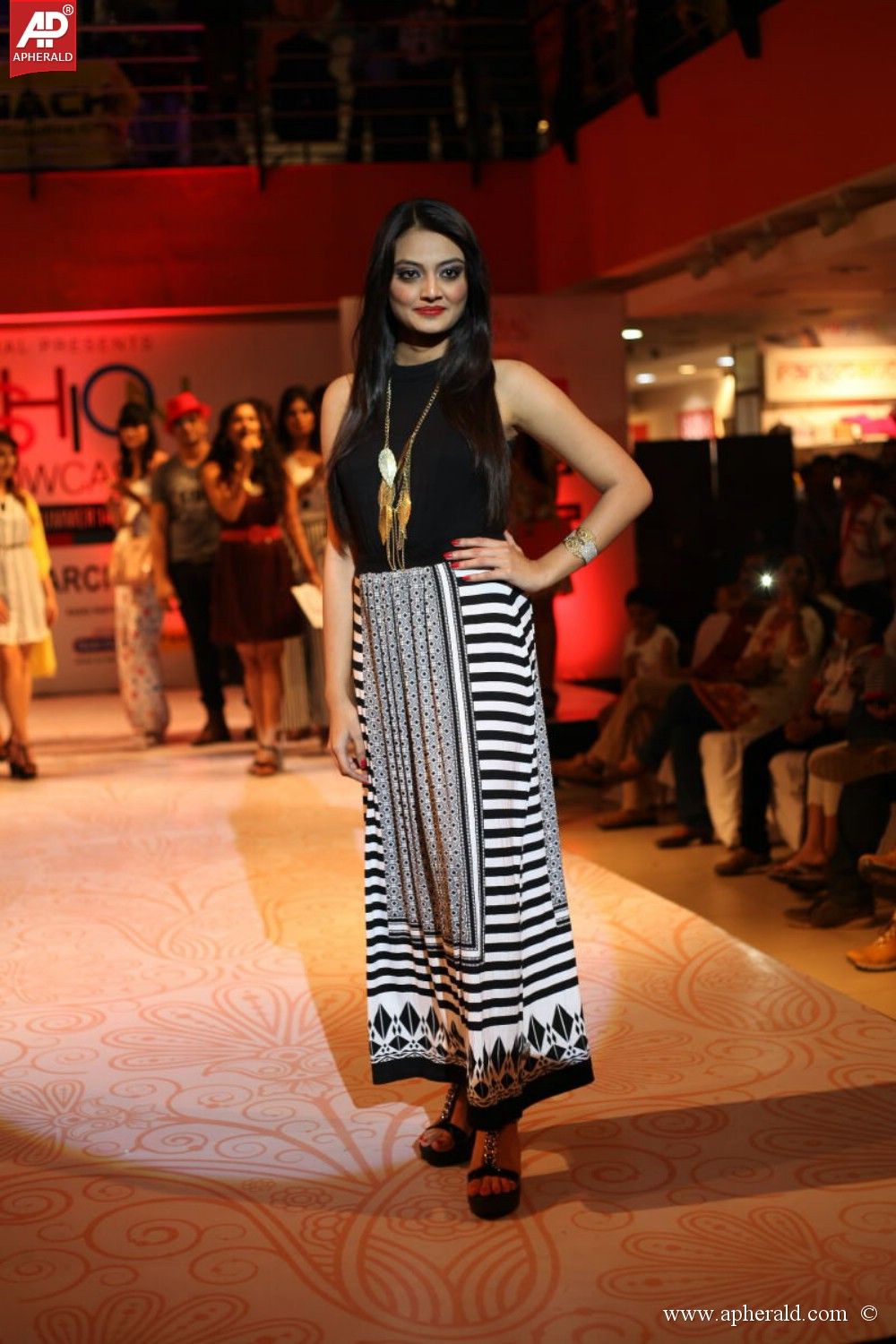 Central Unveils Spring Summer 2014
