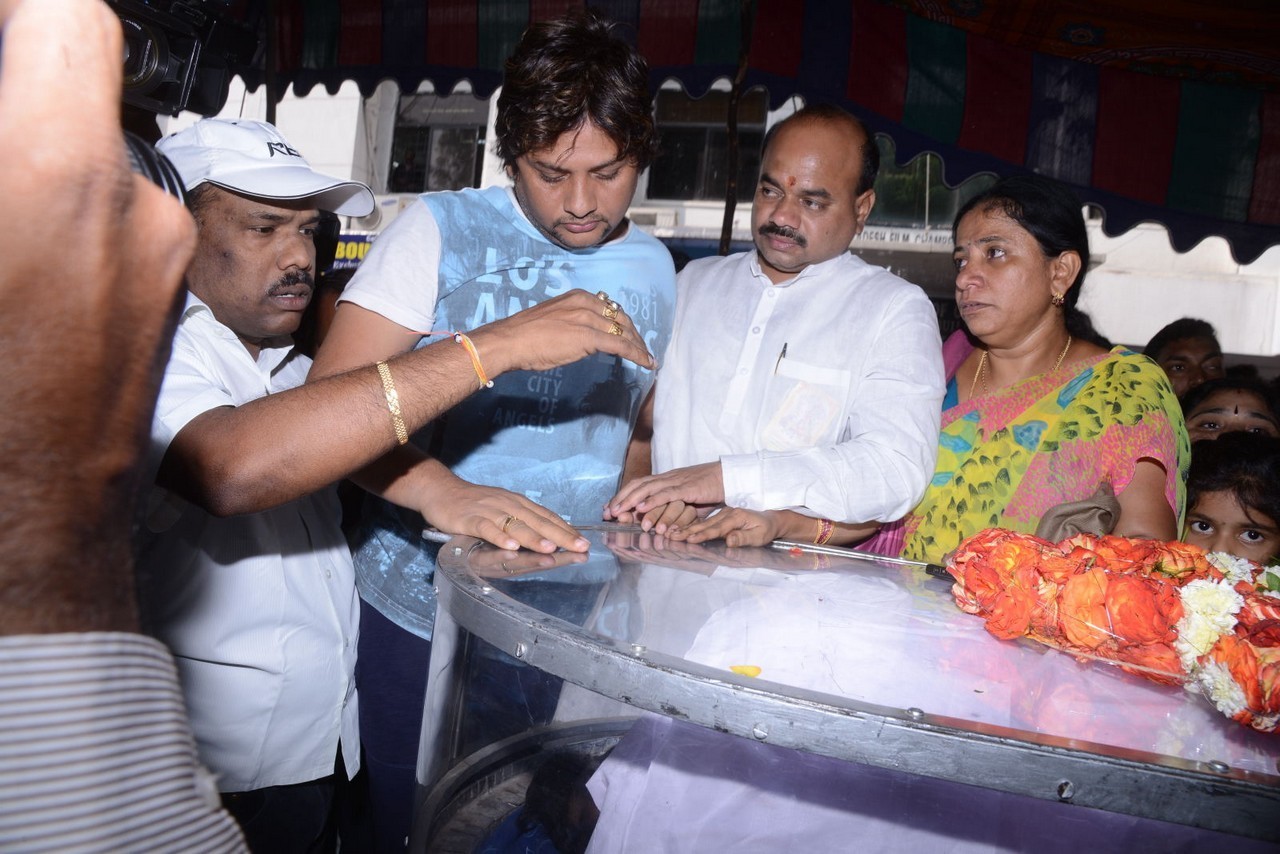 Chakri Condolences Photos