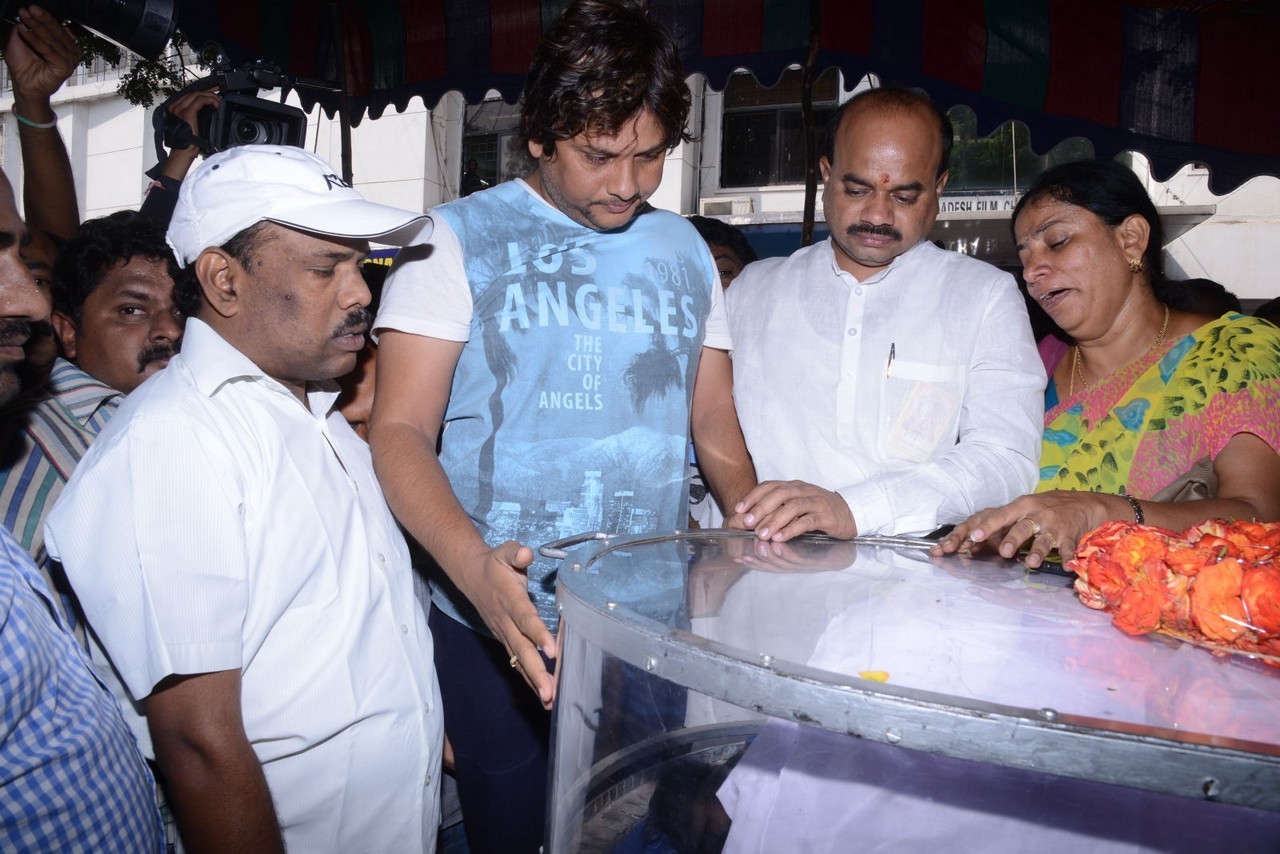 Chakri Condolences Photos