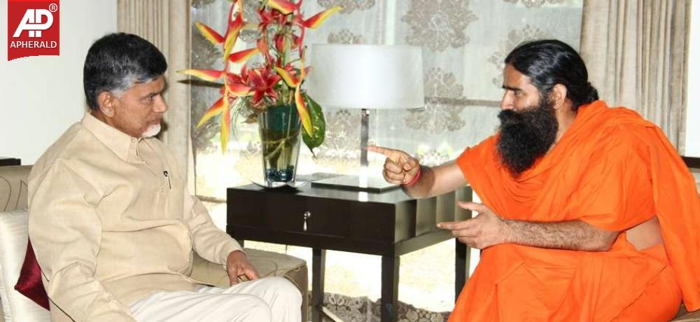 Chandrababu Naidu Mets Ramdev Baba Photos