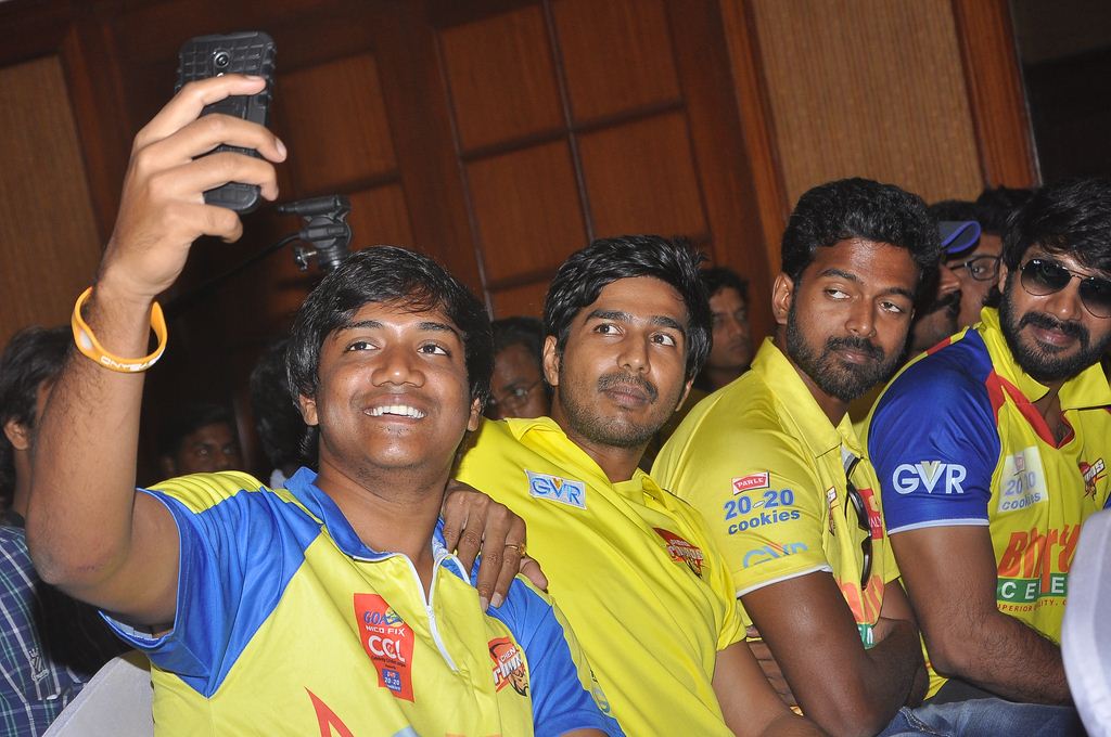 Chennai Rhinos CCL 5 Press Meet