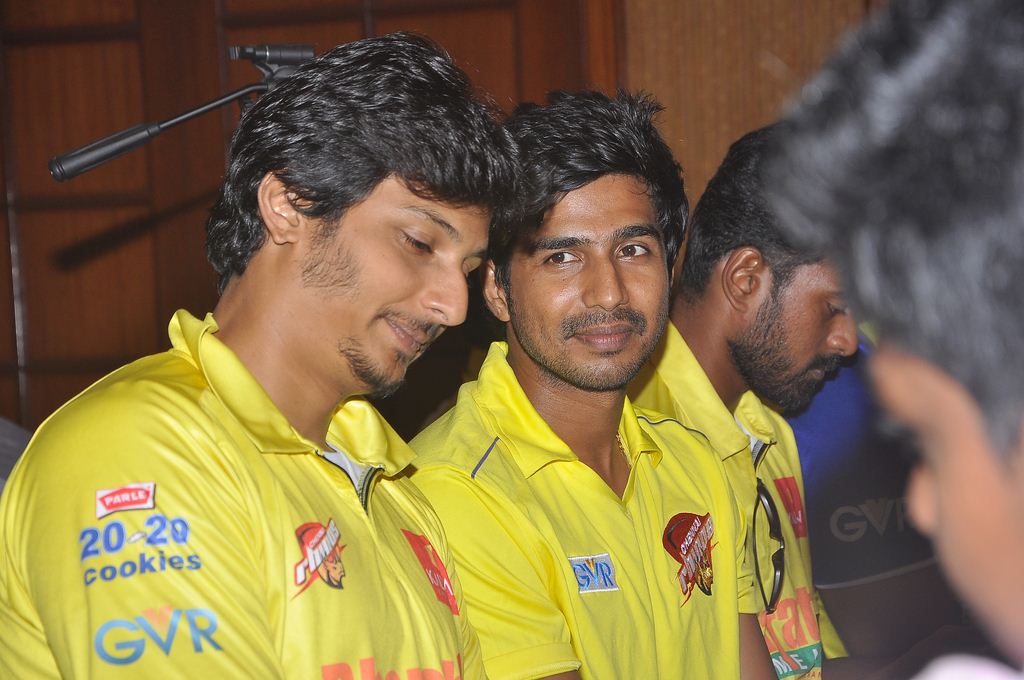 Chennai Rhinos CCL 5 Press Meet