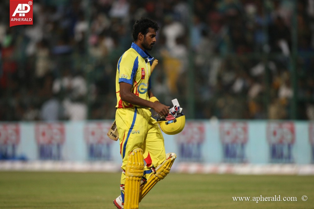 Chennai Rhinos Vs Karnataka Bulldozers Match 