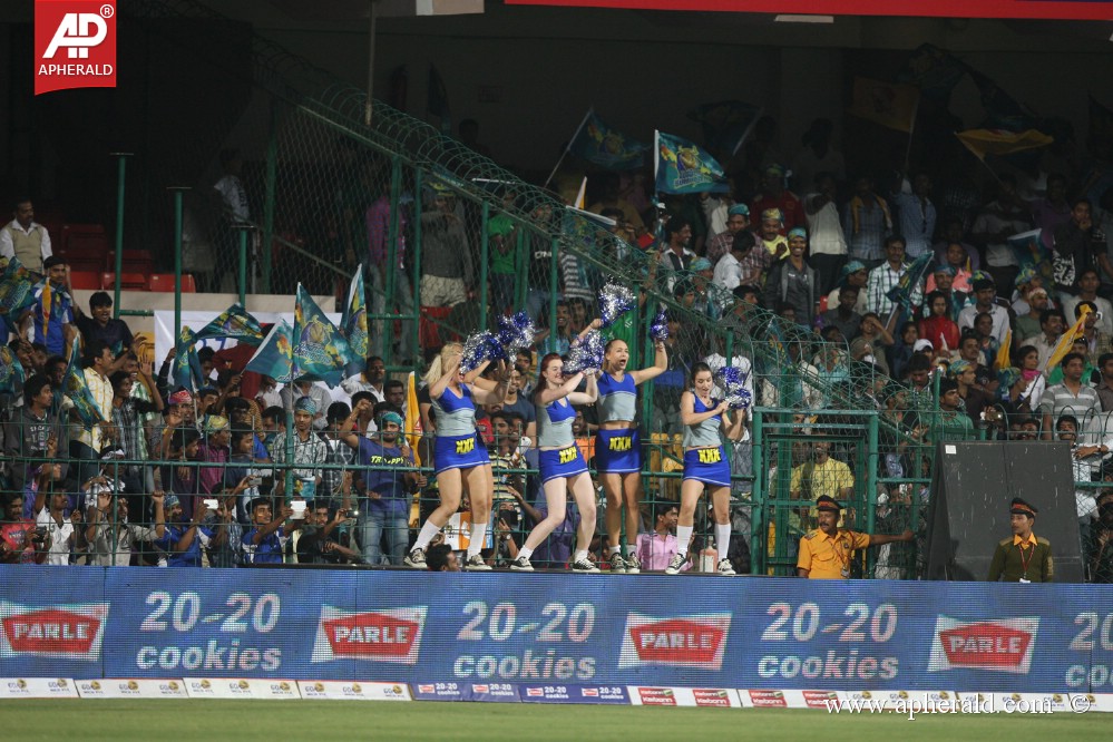 Chennai Rhinos Vs Karnataka Bulldozers Match 