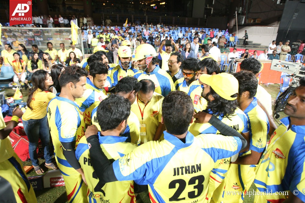 Chennai Rhinos Vs Karnataka Bulldozers Match 