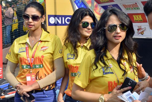 Chennai Rhinos Vs Veer Marathi Match Photos