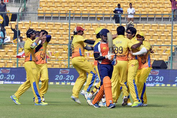 Chennai Rhinos Vs Veer Marathi Match Photos