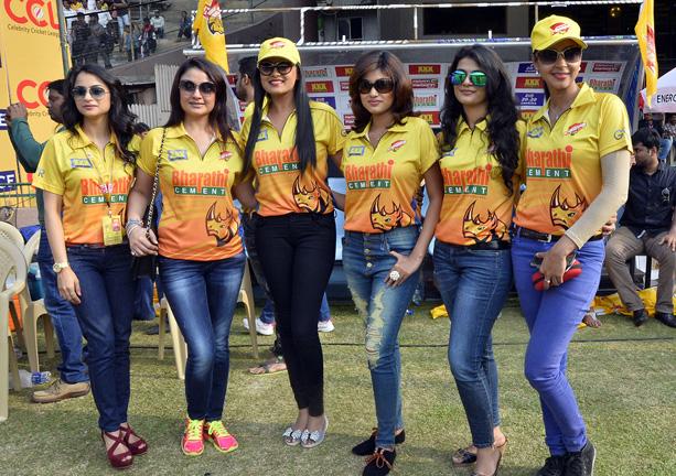 Chennai Rhinos Vs Veer Marathi Match Photos