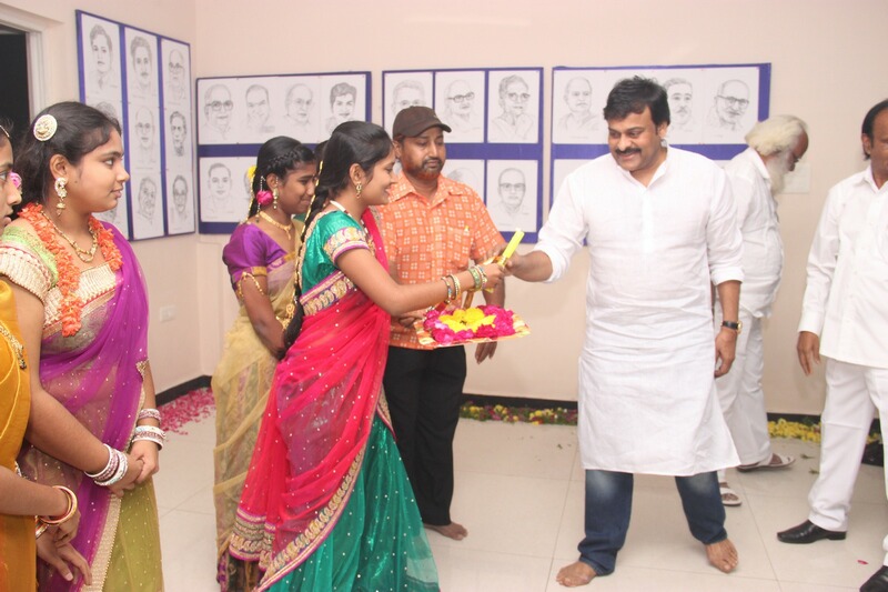 Chiranjeevi at Bapu Film Festival 2014