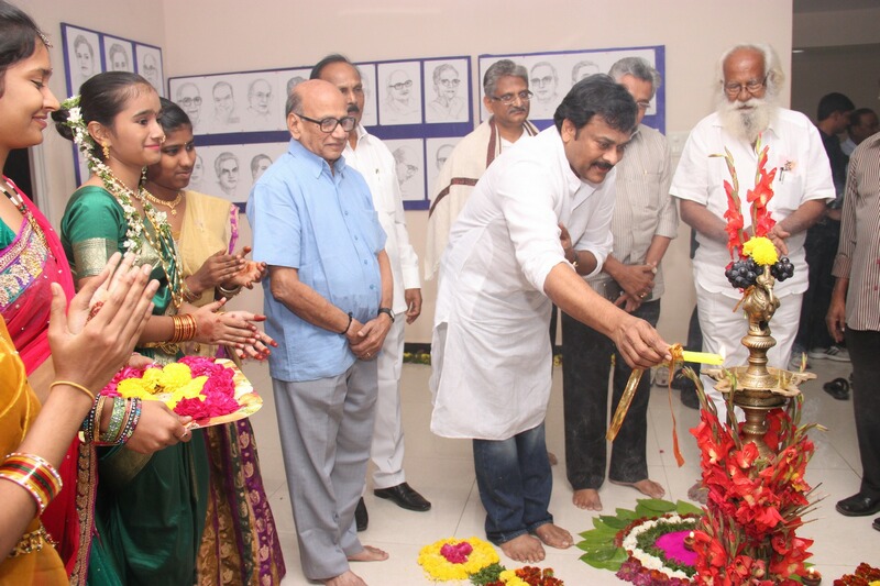 Chiranjeevi at Bapu Film Festival 2014