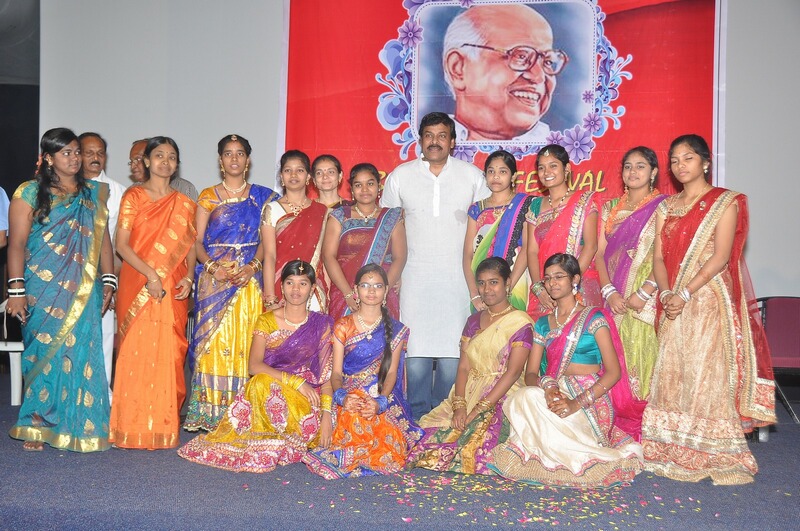 Chiranjeevi at Bapu Film Festival 2014