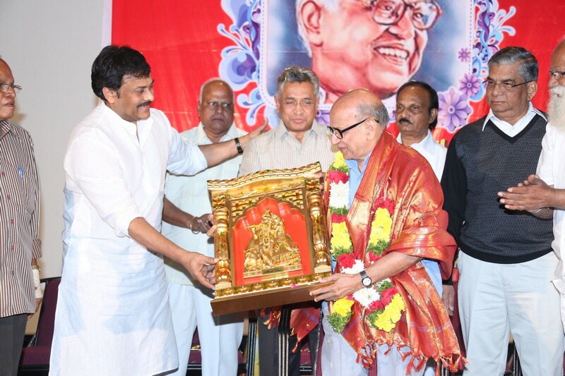 Chiranjeevi at Bapu Film Festival 2014
