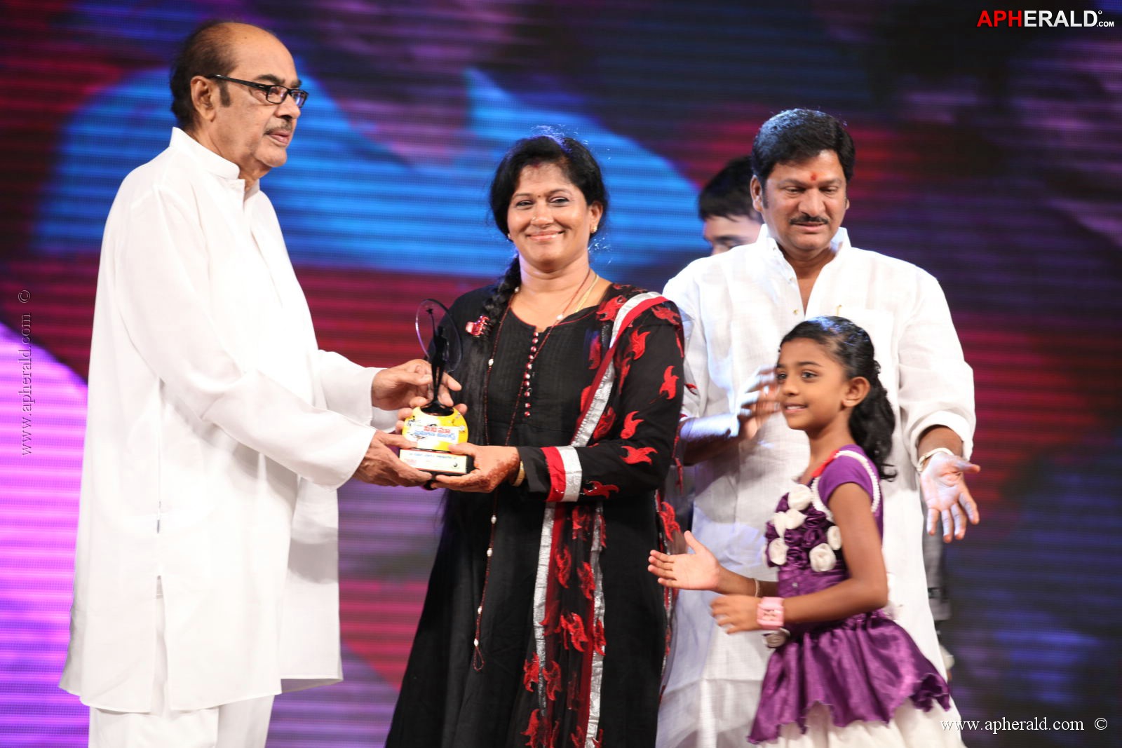 Cinema Maa Mahila Awards