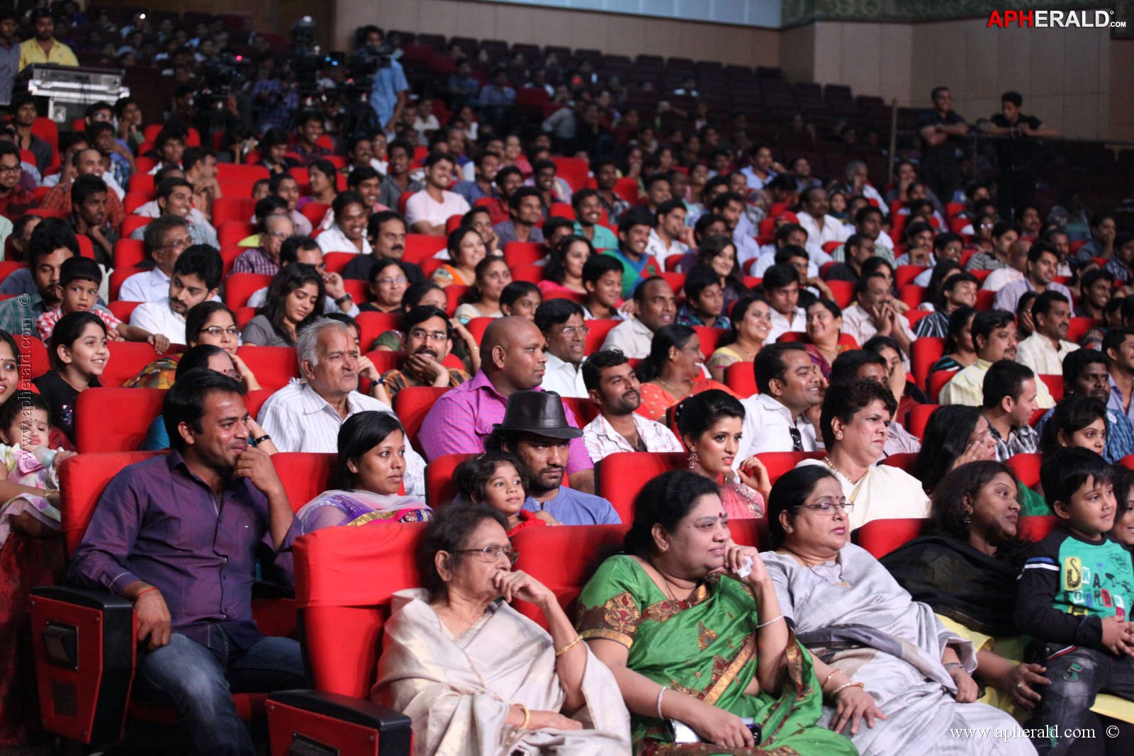 Cinema Maa Mahila Awards