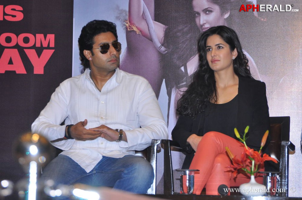 Dhoom 3 Movie Pressmeet Pics
