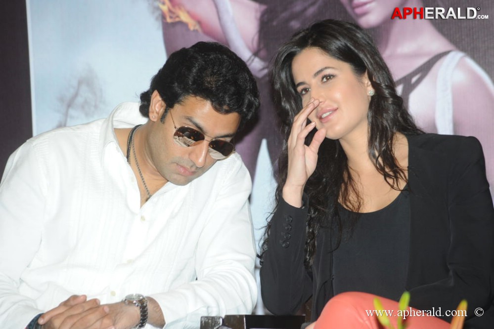 Dhoom 3 Movie Pressmeet Pics
