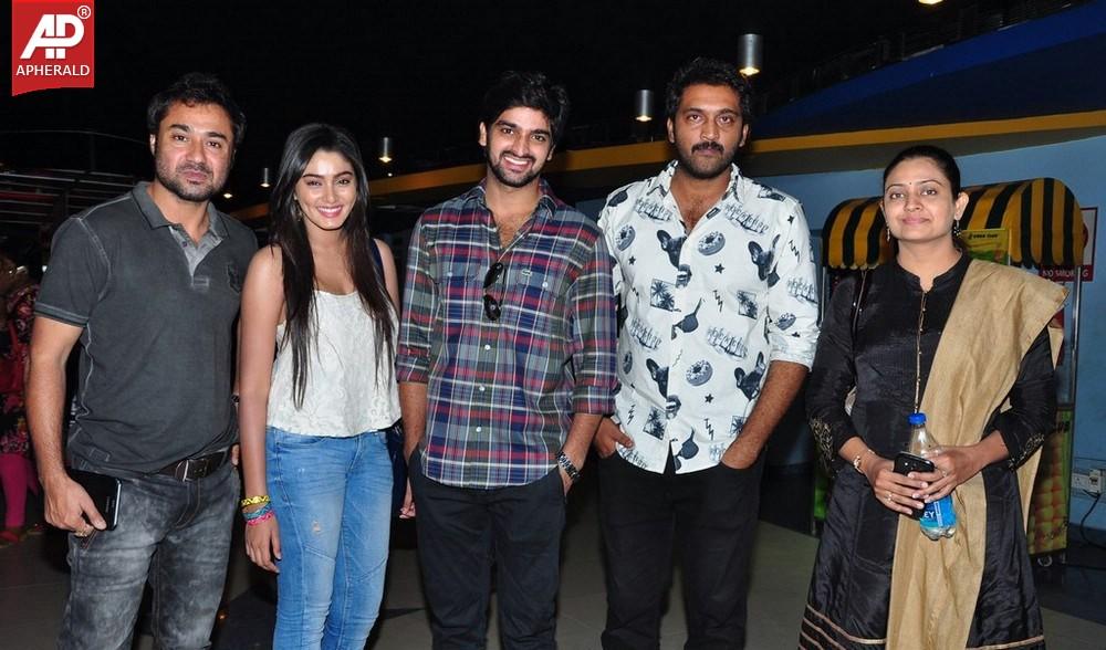 Dikkulu Choodaku Ramayya Premier Show
