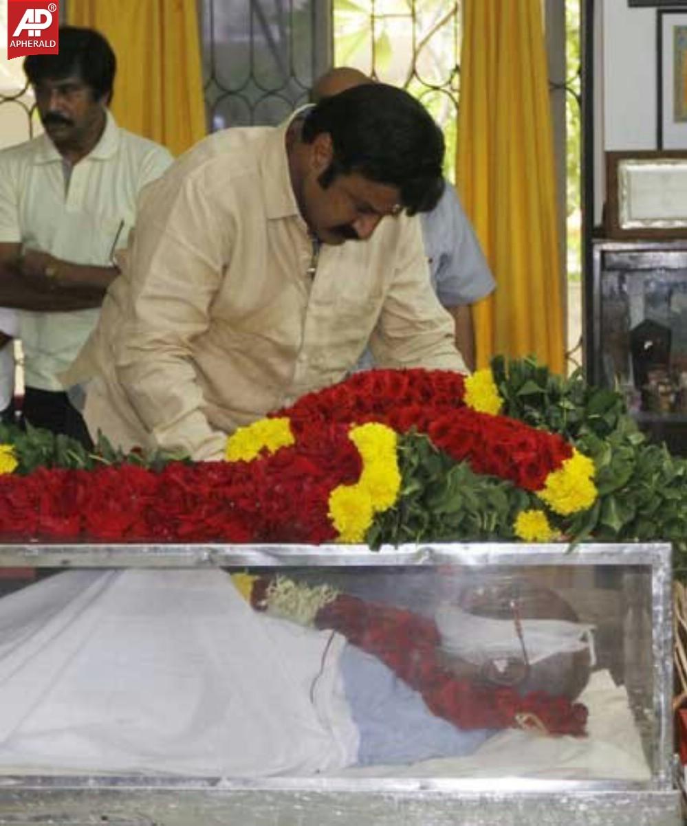 Director Bapu Condolences Photos