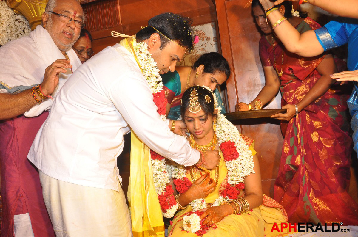Director Jyothi Krishna Aishwarya Wedding Stills