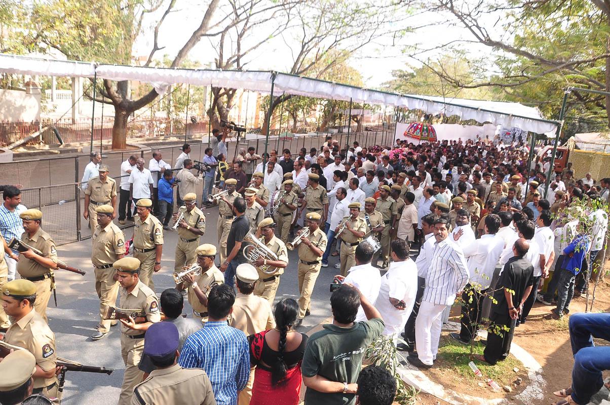 Dr D Ramanaidu Funeral Photos