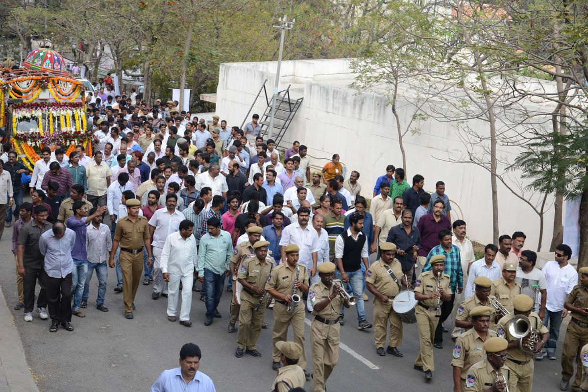 Dr D Ramanaidu Funeral Photos