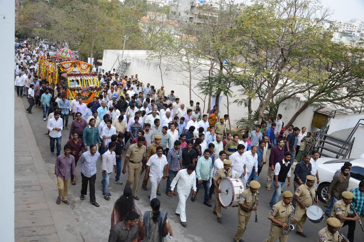 Dr D Ramanaidu Funeral Photos