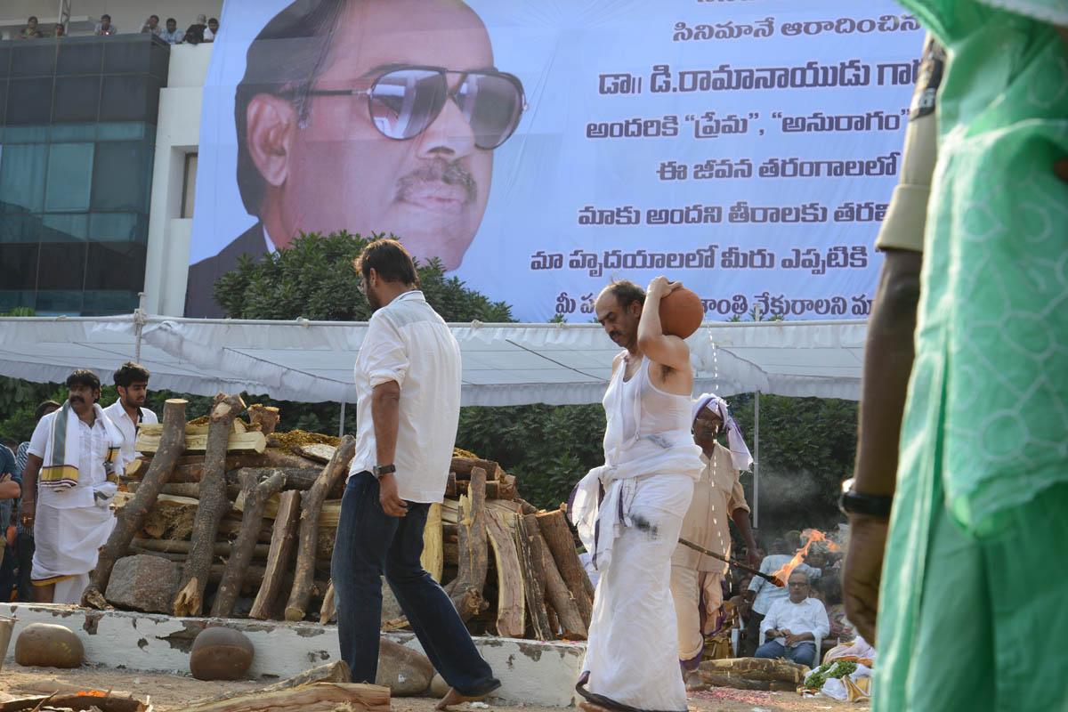 Dr D Ramanaidu Funeral Photos