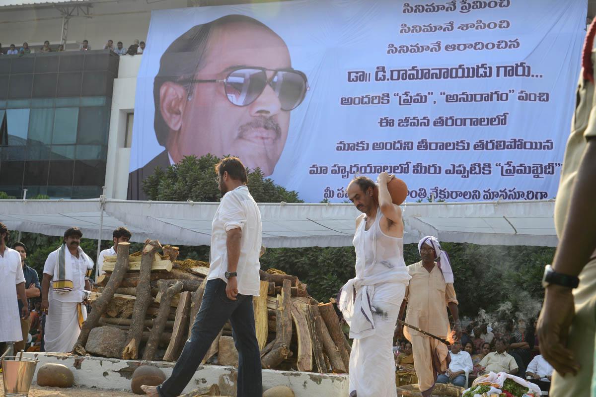 Dr D Ramanaidu Funeral Photos