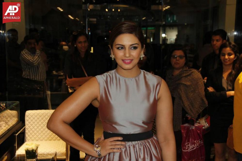 Elli Avram n Huma Qureshi at Dior Watches Launch