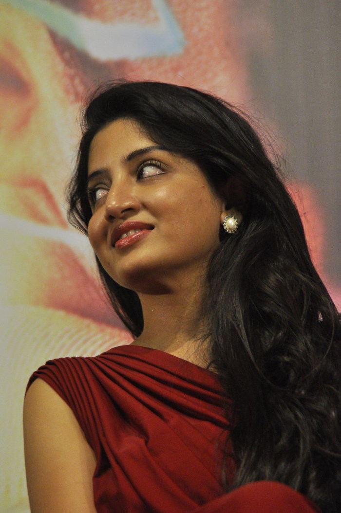 En Vazhi Thani Vazhi Audio Launch