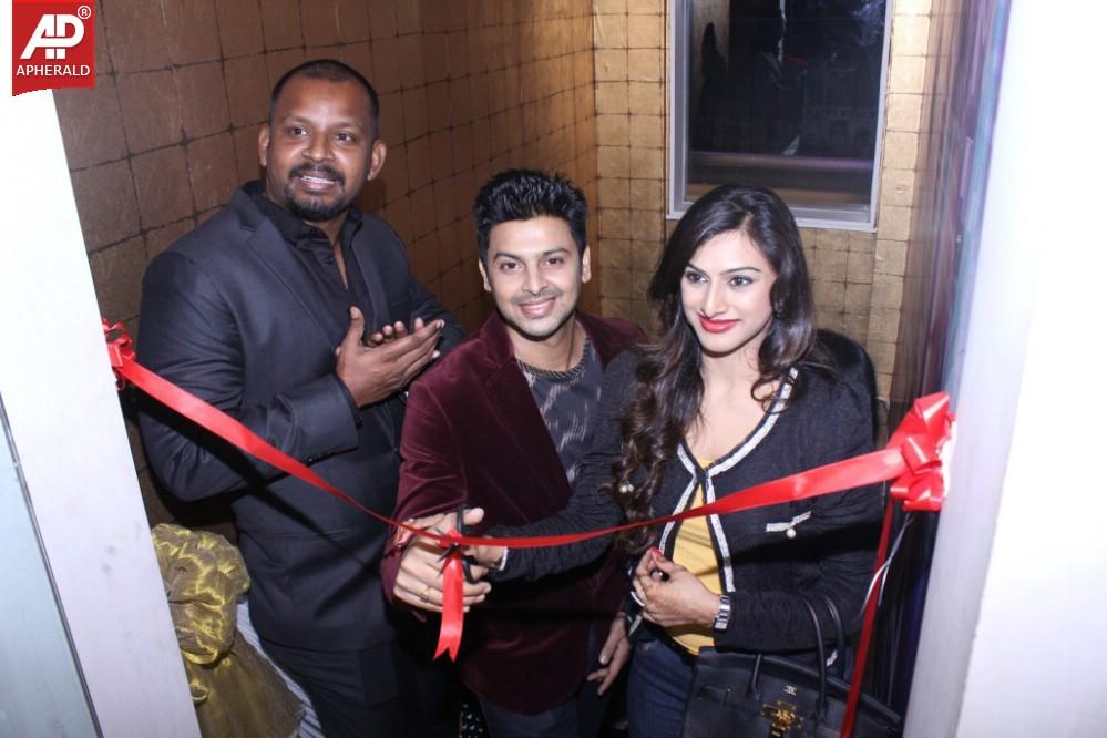 Essensuals Salon Launch In India