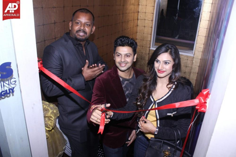 Essensuals Salon Launch In India