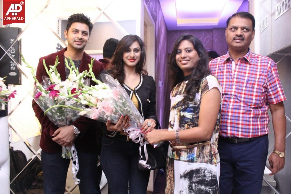 Essensuals Salon Launch In India