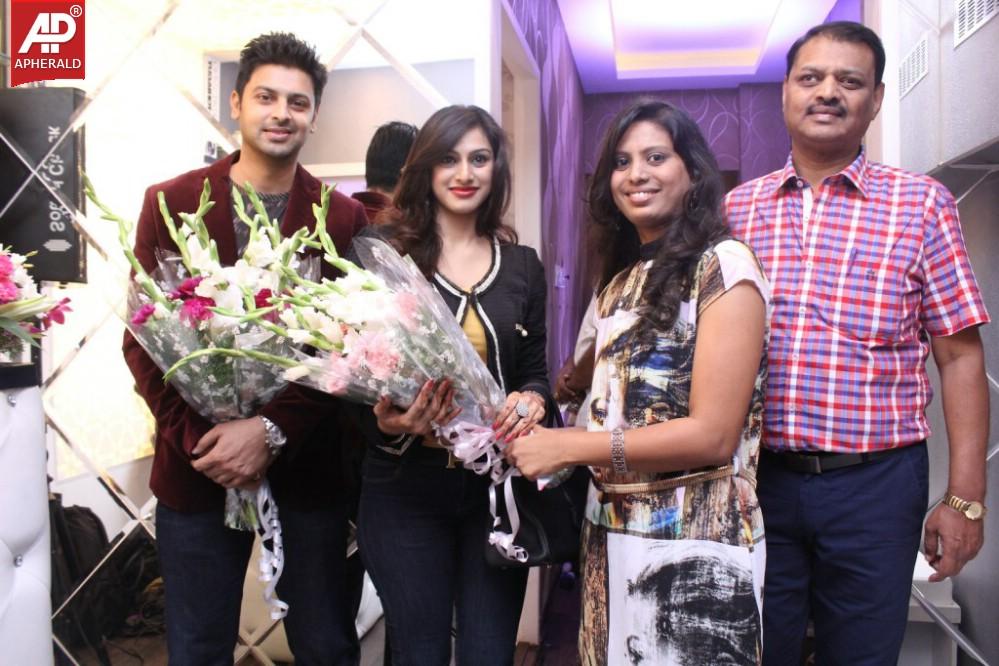 Essensuals Salon Launch In India