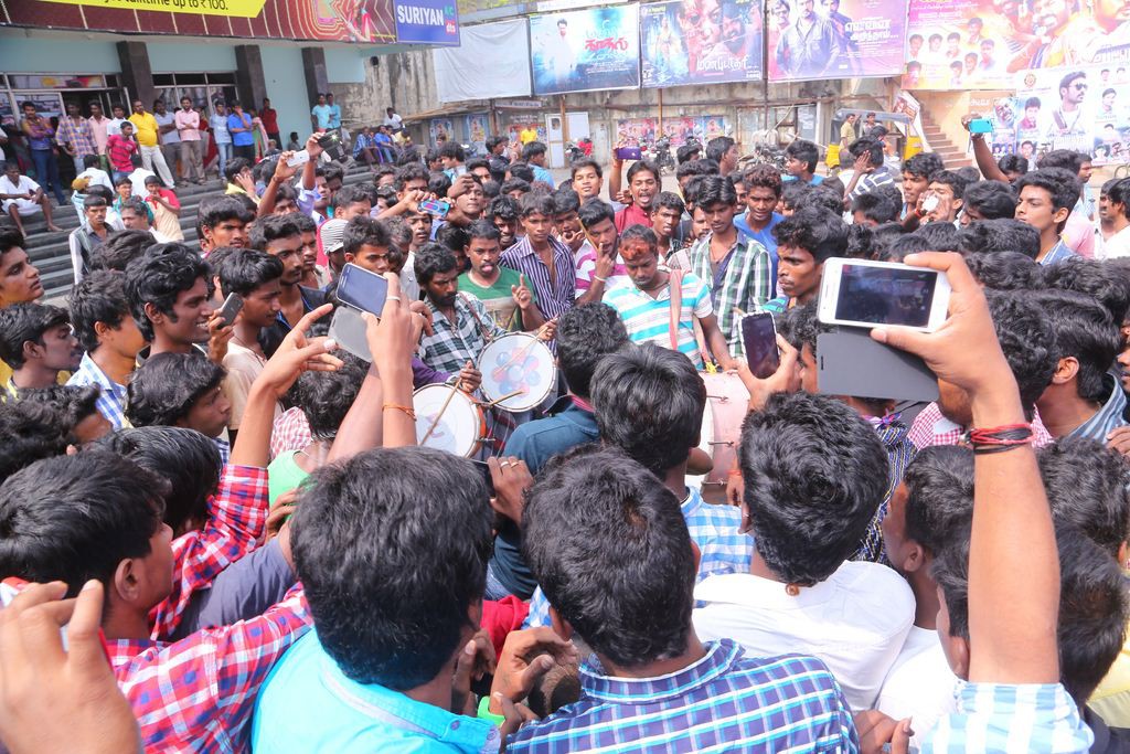 Fans Hungama At Anegan Theaters Photos