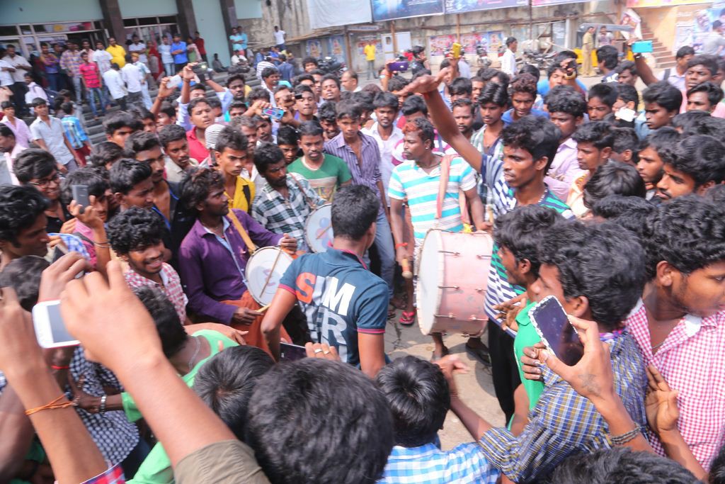 Fans Hungama At Anegan Theaters Photos