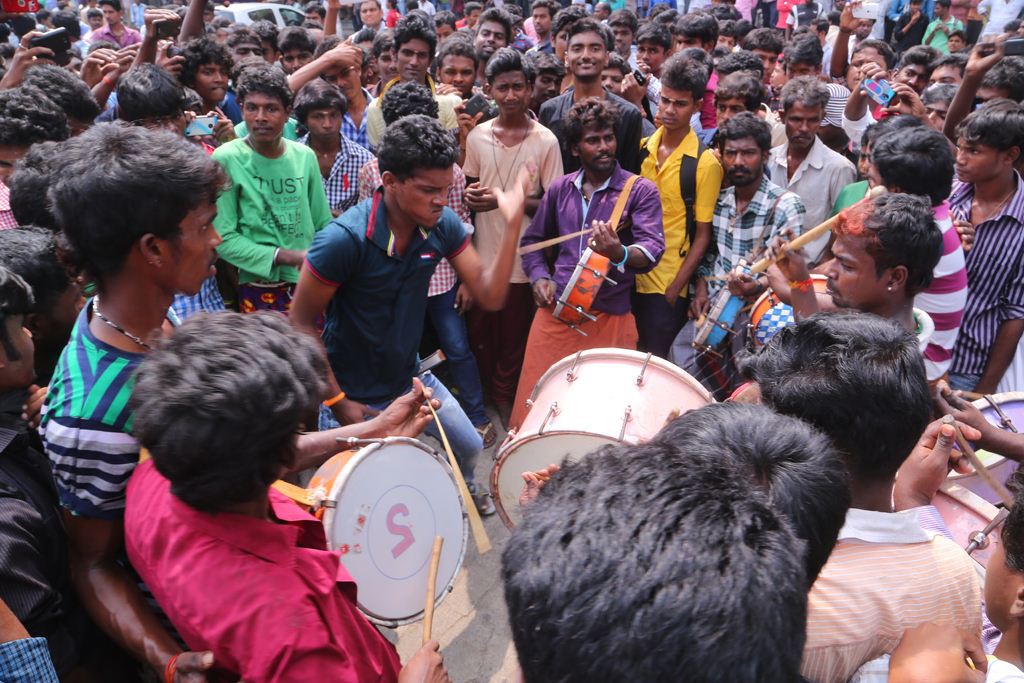 Fans Hungama At Anegan Theaters Photos