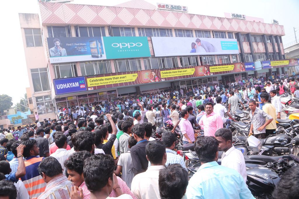 Fans Hungama At Anegan Theaters Photos