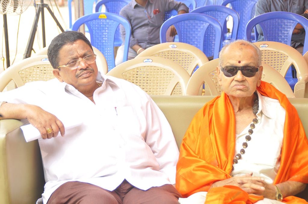 Filmmaker K Balachander Ninaivu Anjali