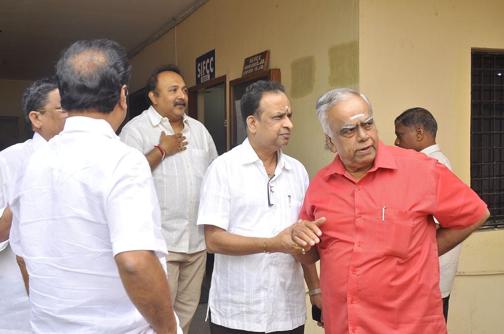 Filmmaker K Balachander Ninaivu Anjali