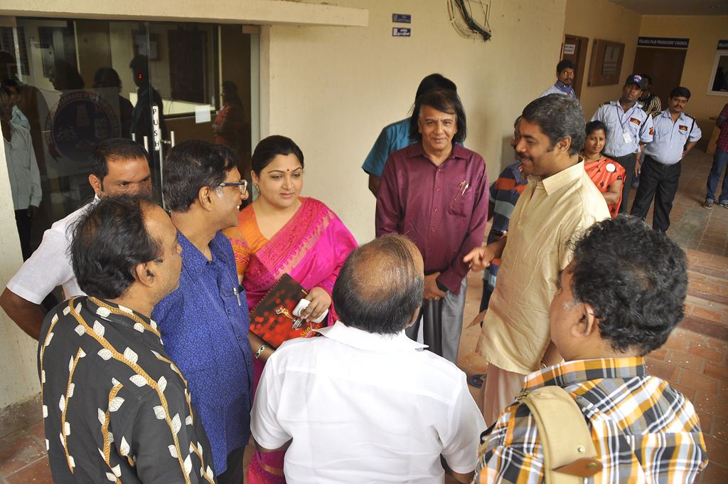 Filmmaker K Balachander Ninaivu Anjali