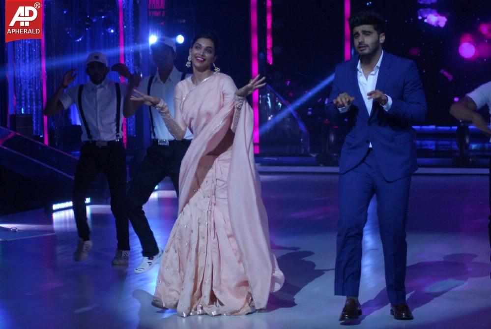 Finding Fanny Movie Promotions At Jhalak Dikhla Jaa 7