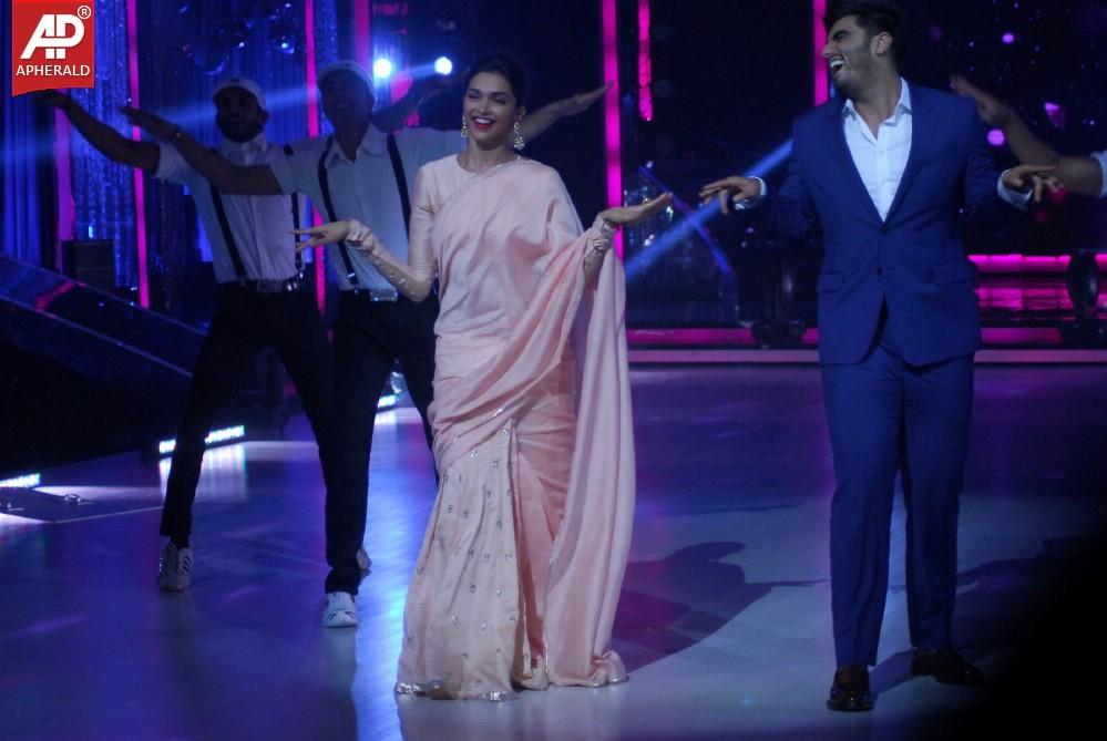 Finding Fanny Movie Promotions At Jhalak Dikhla Jaa 7