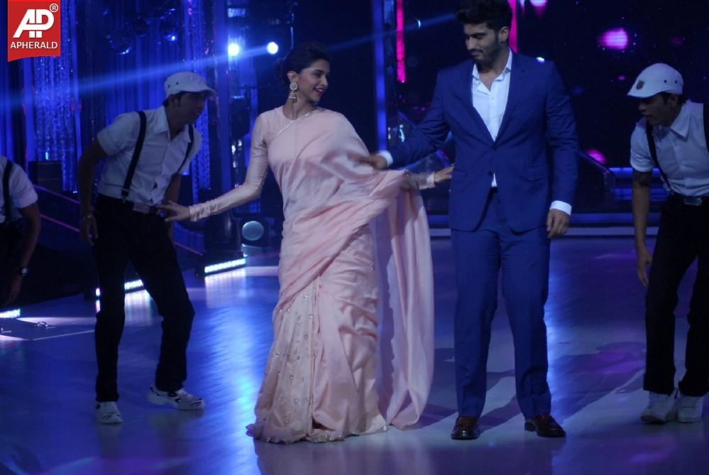 Finding Fanny Movie Promotions At Jhalak Dikhla Jaa 7