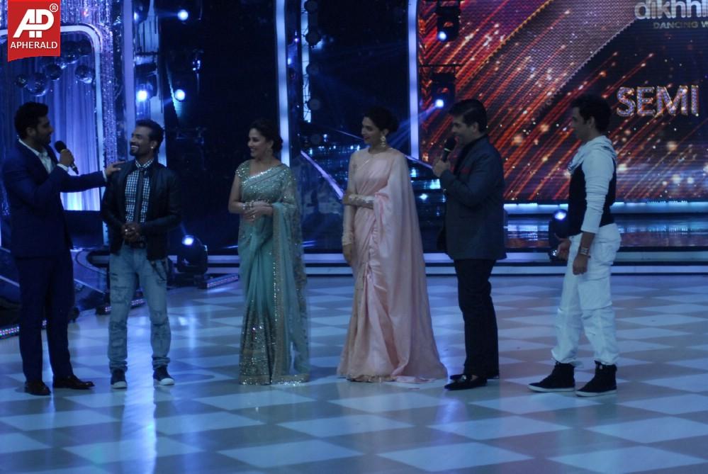 Finding Fanny Movie Promotions At Jhalak Dikhla Jaa 7